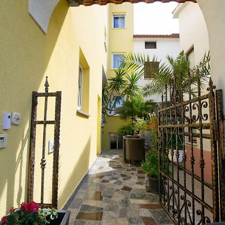 Jela 7 Apartment Pula